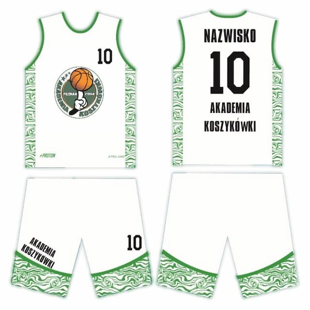 stroj-sportowy-bialy